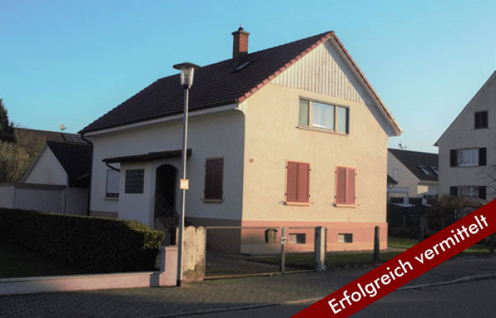 Kleines Zweifamilienhaus in Grenzach-Wyhlen